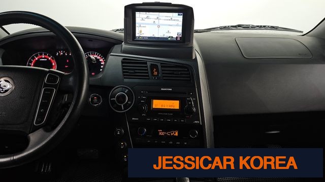 2015 KG Mobility Korando Sports - Thumbnail 10