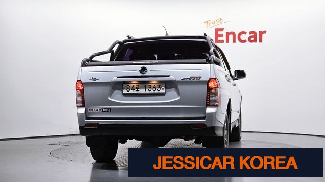 2015 KG Mobility Korando Sports - Thumbnail 15