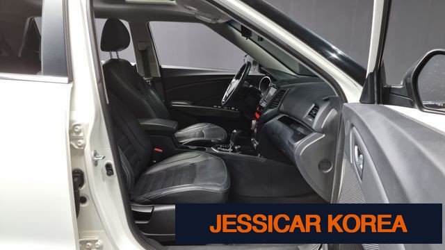 2017 KG Mobility Tivoli Air - Thumbnail 3