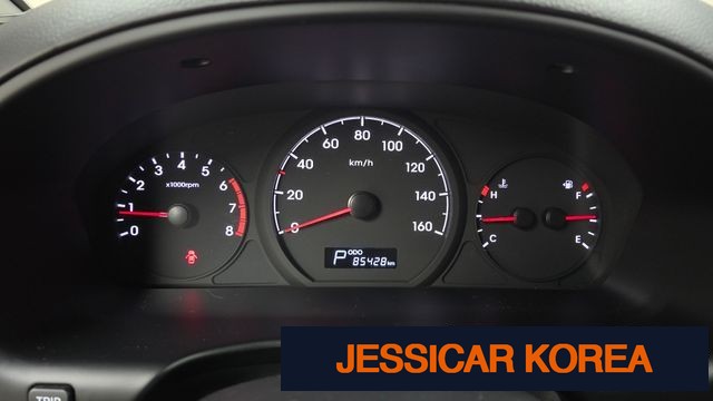 2019 Hyundai The New Grand Starex - Thumbnail 18