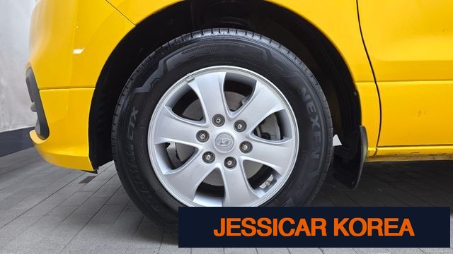 2019 Hyundai The New Grand Starex - Thumbnail 19