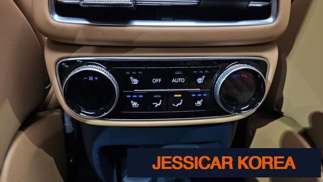 2021 Genesis GV80 - Thumbnail 13
