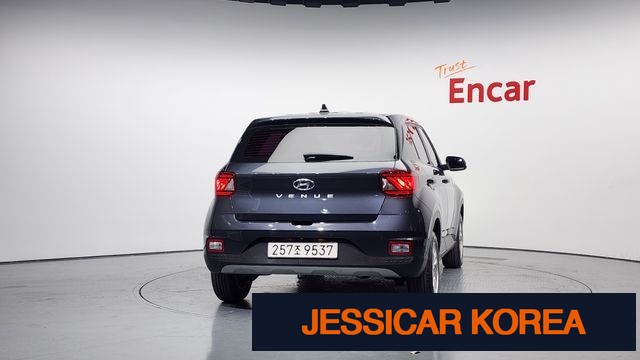 2022 Hyundai Venue - Thumbnail 13