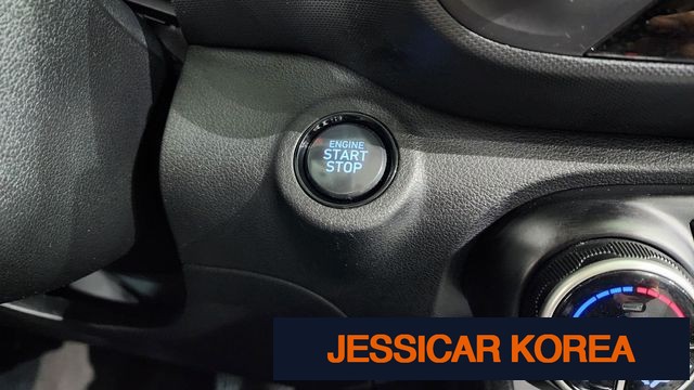2022 Hyundai Venue - Thumbnail 16