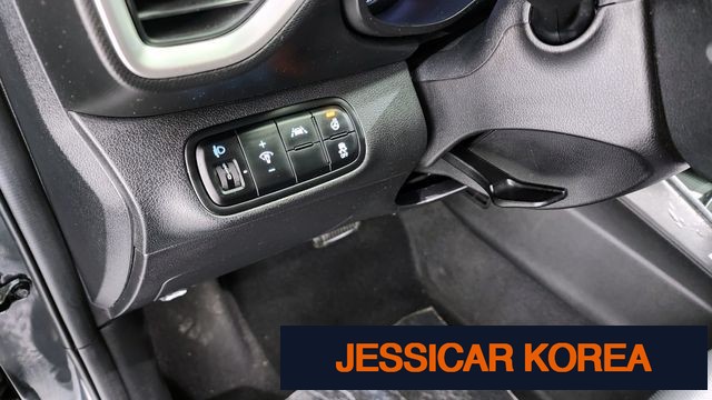 2022 Hyundai Venue - Thumbnail 18