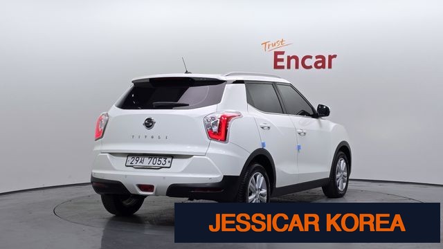 2018 KG Mobility tivoli armor - Thumbnail 4