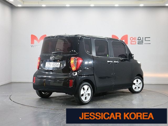 2017 Kia Ray - Thumbnail 9