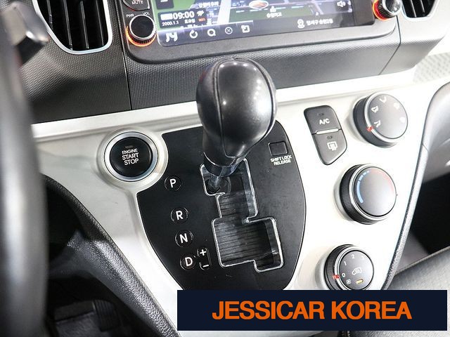 2017 Kia Ray - Thumbnail 15