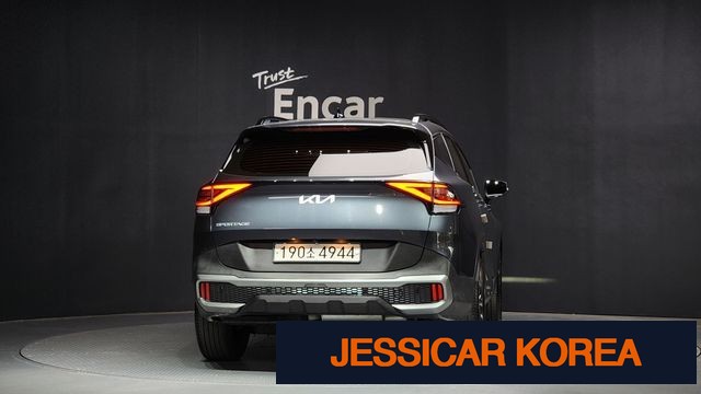 2022 Kia Sportage 5th Gen - Thumbnail 6