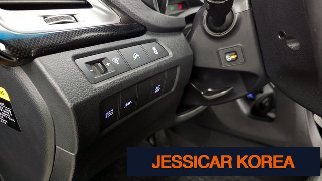 2013 Hyundai Santa Fe DM - Thumbnail 16
