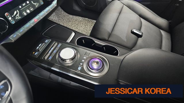 2023 Genesis GV70 - Thumbnail 5
