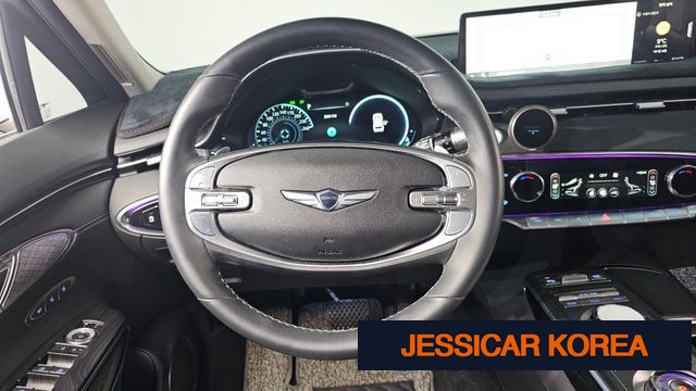 2023 Genesis GV70 - Thumbnail 10