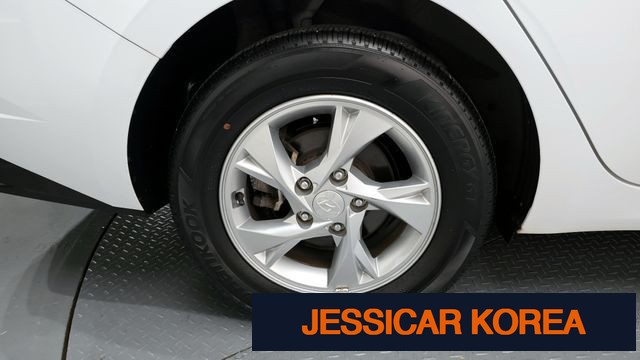 2022 Hyundai Avante (CN7) - Thumbnail 10