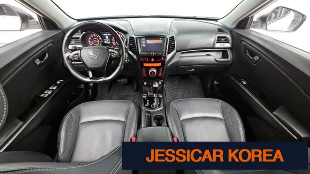 2017 KG Mobility Tivoli - Thumbnail 2