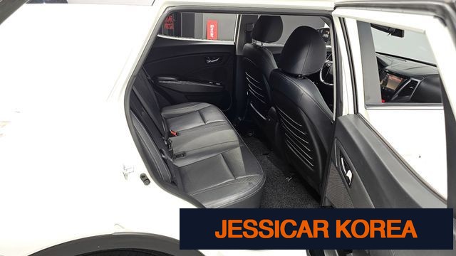 2017 KG Mobility Tivoli - Thumbnail 4