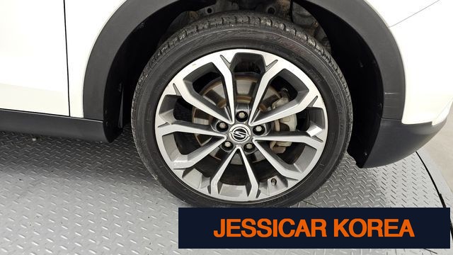 2017 KG Mobility Tivoli - Thumbnail 5