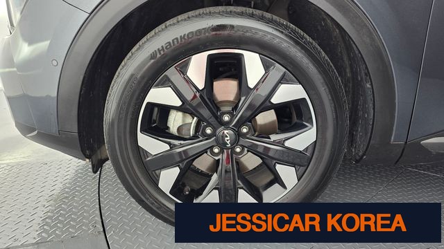 2022 Kia Sportage 5th Gen - Thumbnail 3