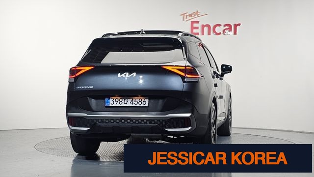 2022 Kia Sportage 5th Gen - Thumbnail 9