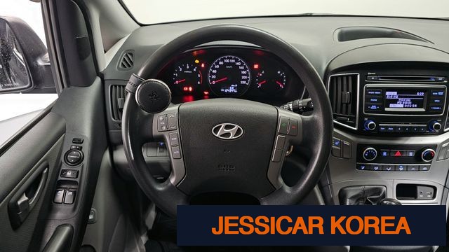 2016 Hyundai Grand Starex - Thumbnail 6
