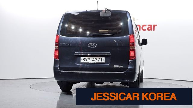 2016 Hyundai Grand Starex - Thumbnail 8