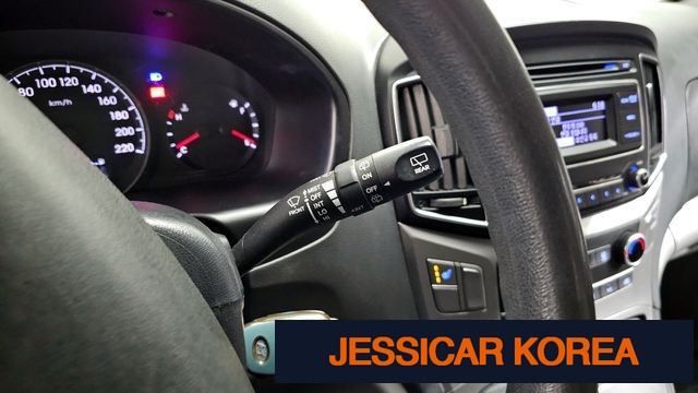 2016 Hyundai Grand Starex - Thumbnail 9