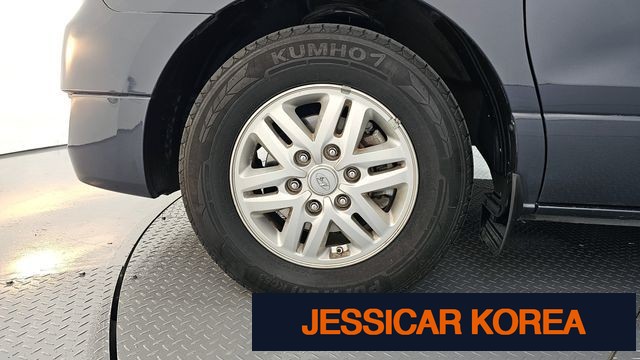 2016 Hyundai Grand Starex - Thumbnail 10