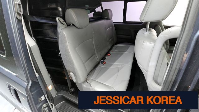 2016 Hyundai Grand Starex - Thumbnail 13