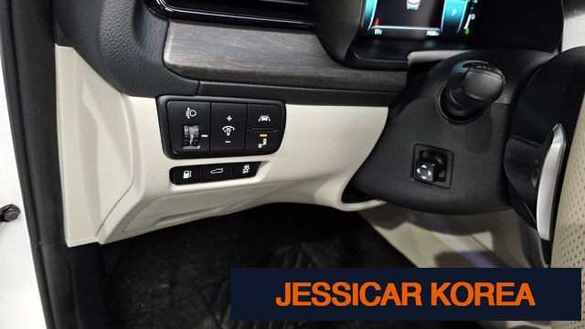 2020 Kia K7 Premier Hybrid - Thumbnail 8