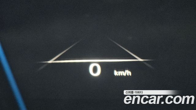 2024 Genesis GV70 - Thumbnail 2