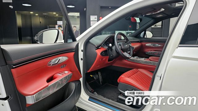 2024 Genesis GV70 - Thumbnail 3