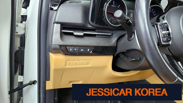 2021 Kia Carnival 4th Gen - Thumbnail 7