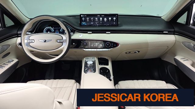 2023 Genesis GV70 - Thumbnail 7