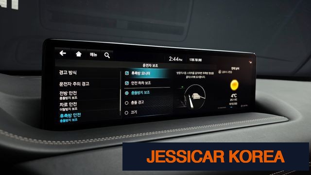 2022 Genesis GV80 - Thumbnail 18