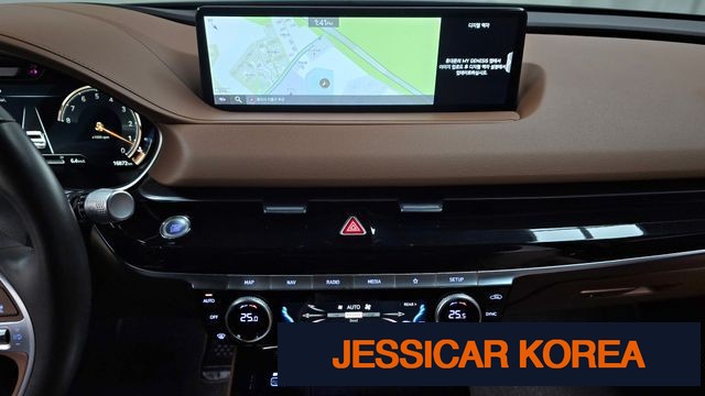 2023 Genesis G80 (RG3) - Thumbnail 13