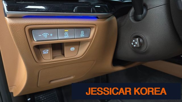 2023 Genesis G80 (RG3) - Thumbnail 14