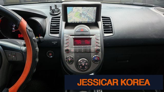 2011 Kia soul - Thumbnail 11