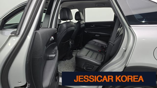2016 Kia All New Sorento - Thumbnail 4