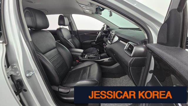 2016 Kia All New Sorento - Thumbnail 17
