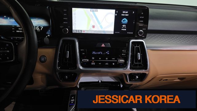2023 Kia Sorento 4th Gen - Thumbnail 8