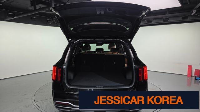 2023 Kia Sorento 4th Gen - Thumbnail 18