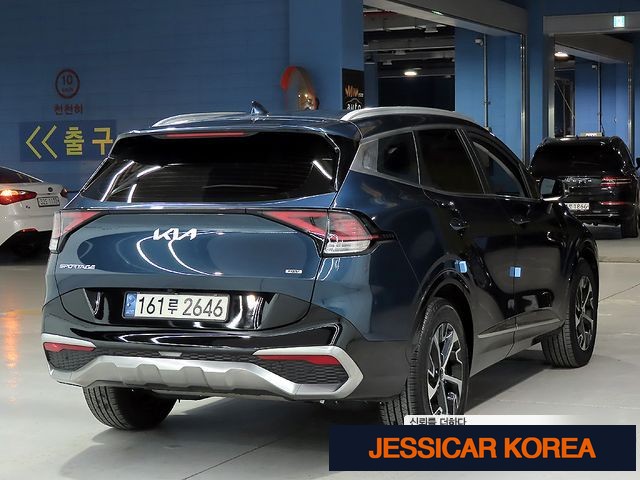 2023 Kia Sportage 5th generation hybrid - Thumbnail 9