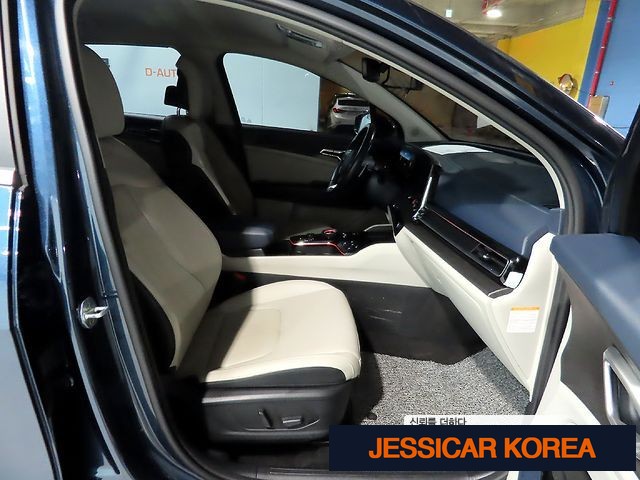 2023 Kia Sportage 5th generation hybrid - Thumbnail 10