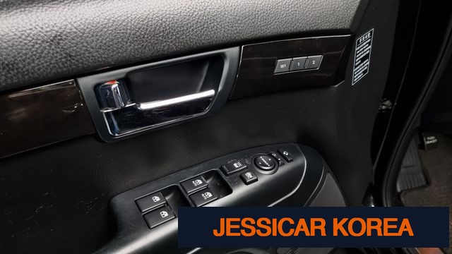 2013 Kia Mohave - Thumbnail 16