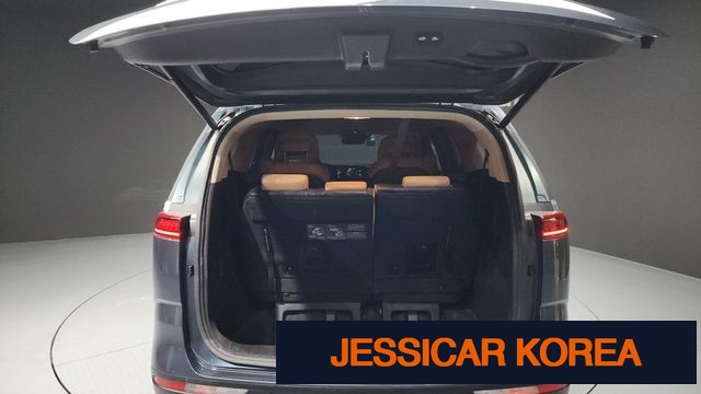2023 Kia Carnival 4th Gen - Thumbnail 8