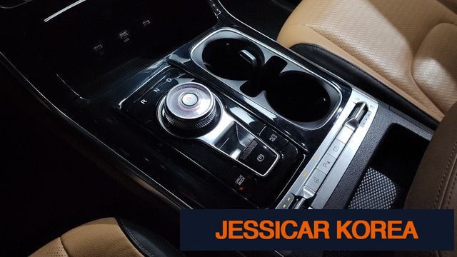2023 Kia Carnival 4th Gen - Thumbnail 19