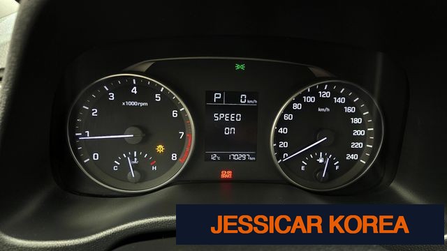 2017 Hyundai Avante AD - Thumbnail 2