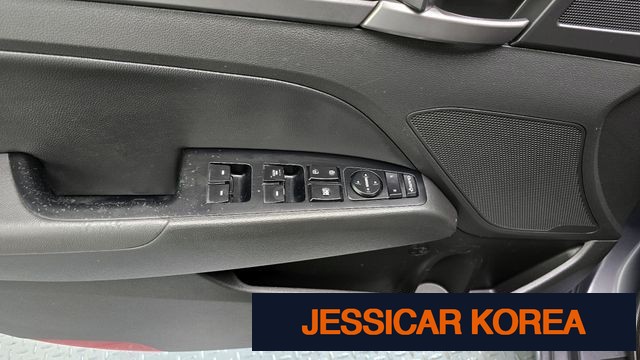2017 Hyundai Avante AD - Thumbnail 4