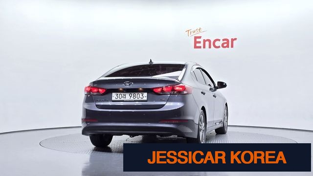 2017 Hyundai Avante AD - Thumbnail 5