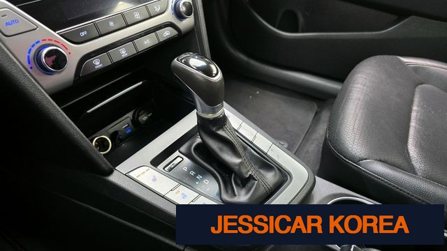 2017 Hyundai Avante AD - Thumbnail 11