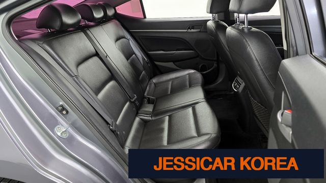 2017 Hyundai Avante AD - Thumbnail 14